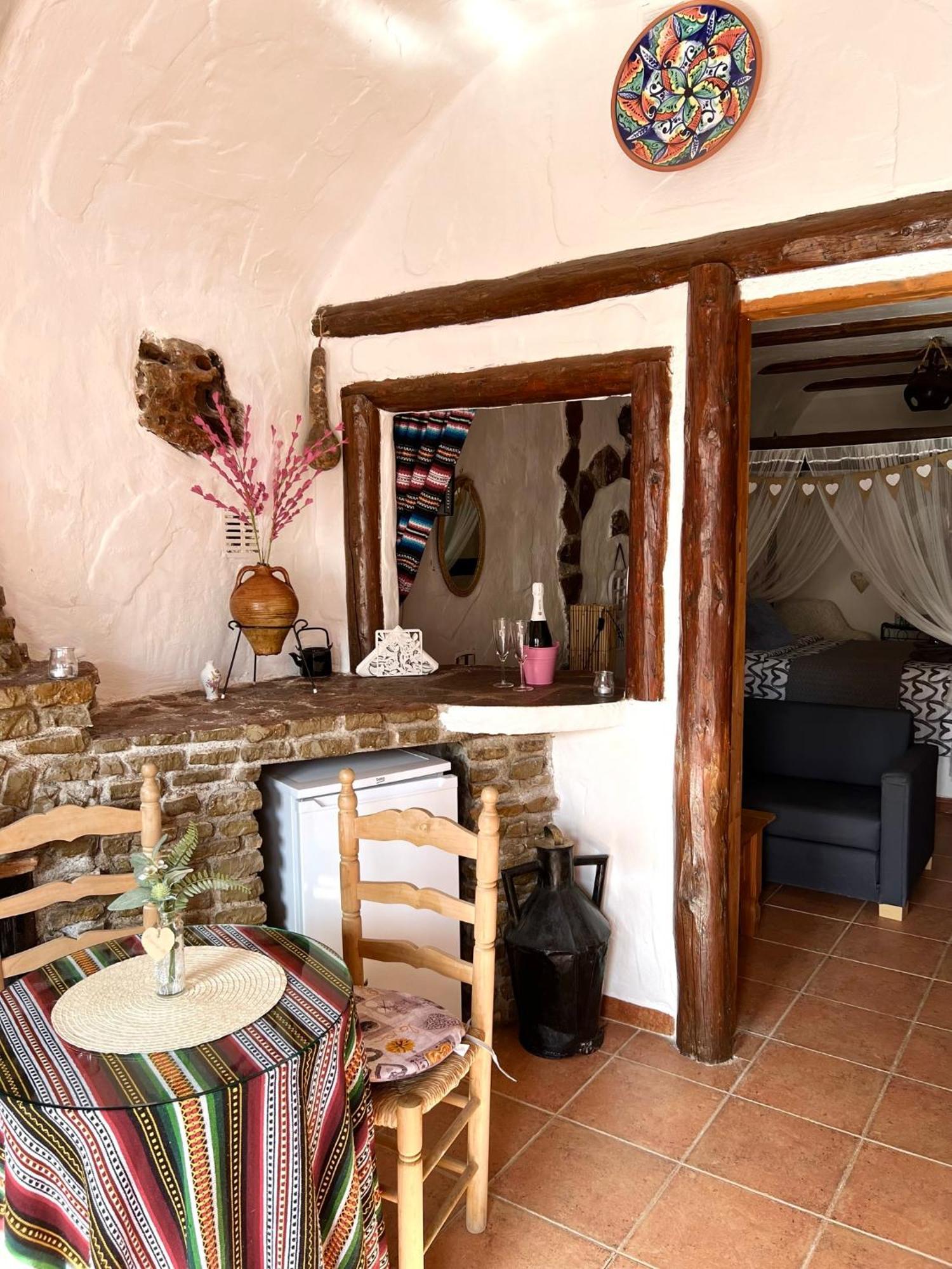 Cuevas De La Paz - Cave House Holidays Los Carriones
