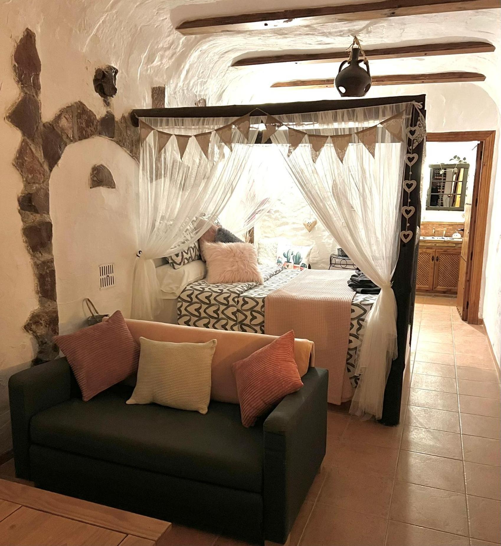 Ferienhaus Cuevas De La Paz - Cave House Holidays Los Carriones