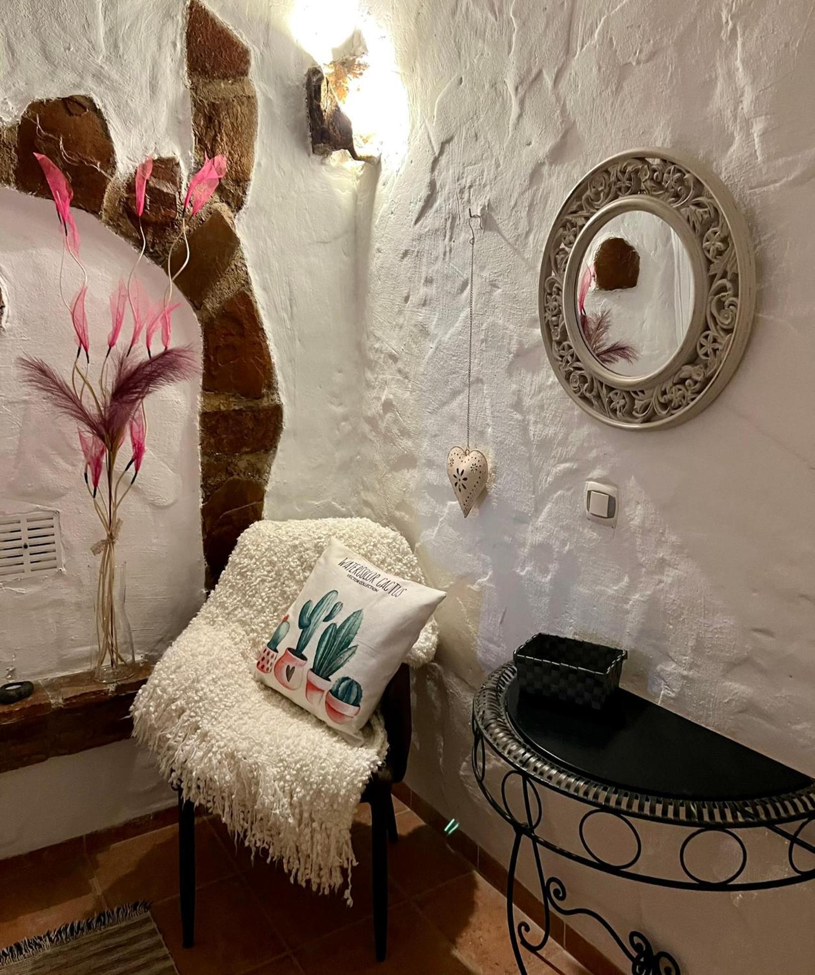 Cuevas De La Paz - Cave House Holidays Holiday home *